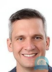 Стоматолог, стоматолог-терапевт Литвинов Сергей Леонидович